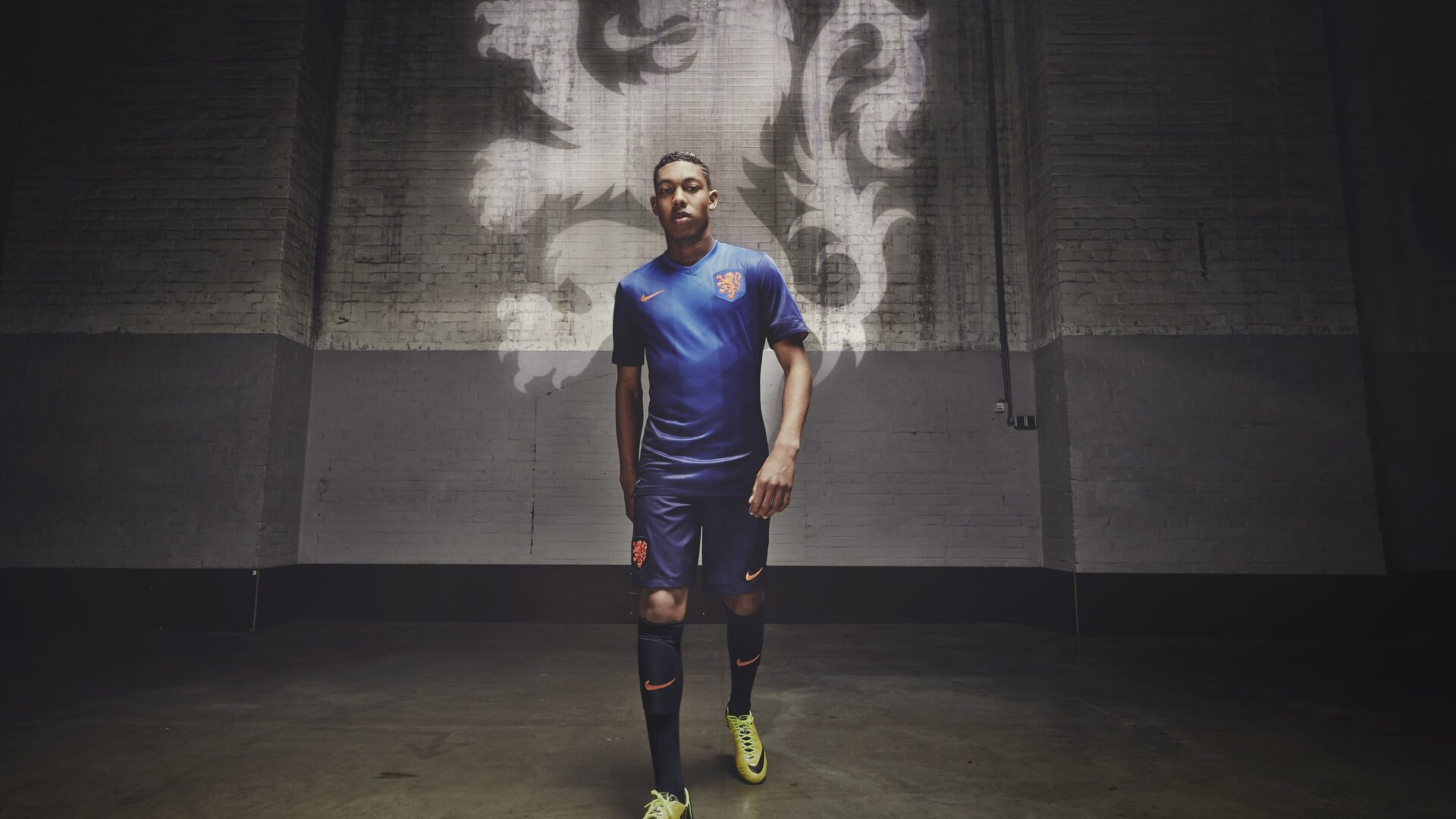 湖人内线支柱：教练组信任我的防守，雷迪克要我们培养出冠军心态